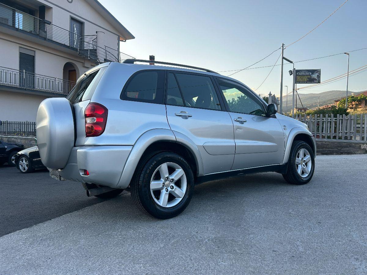 TOYOTA - RAV4 - 2.0 Tdi D-4D 116cv 5 porte Sol