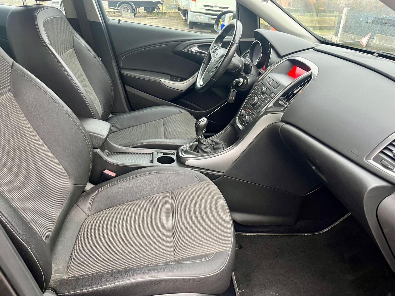 Opel Astra 1.7cdti 2011 109.000km cinghia/tagliando appena fatti