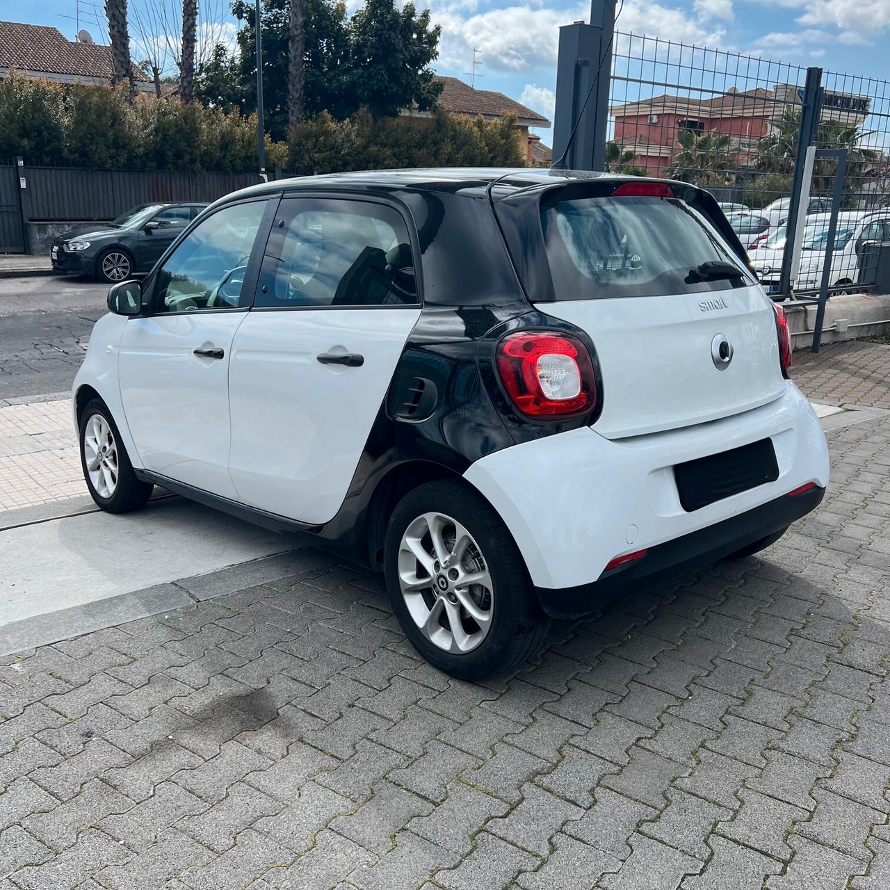 Smart ForFour 70 1.0 Prime