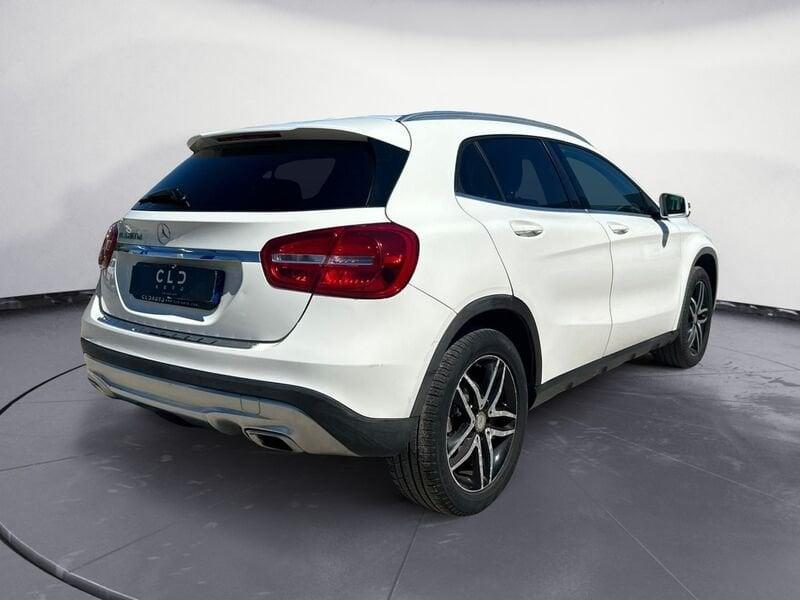 Mercedes-Benz GLA GLA 200 d Premium