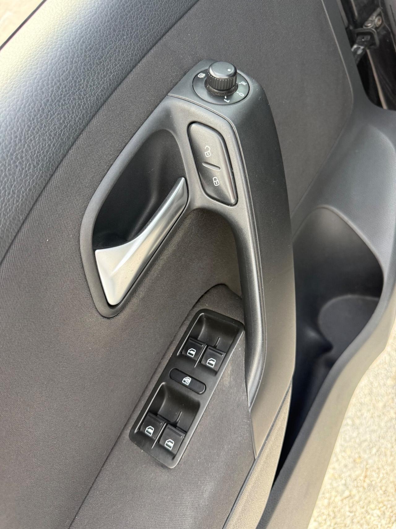 Volkswagen Polo Diesel 1.6 TDi 75cv NEOPATENTATi