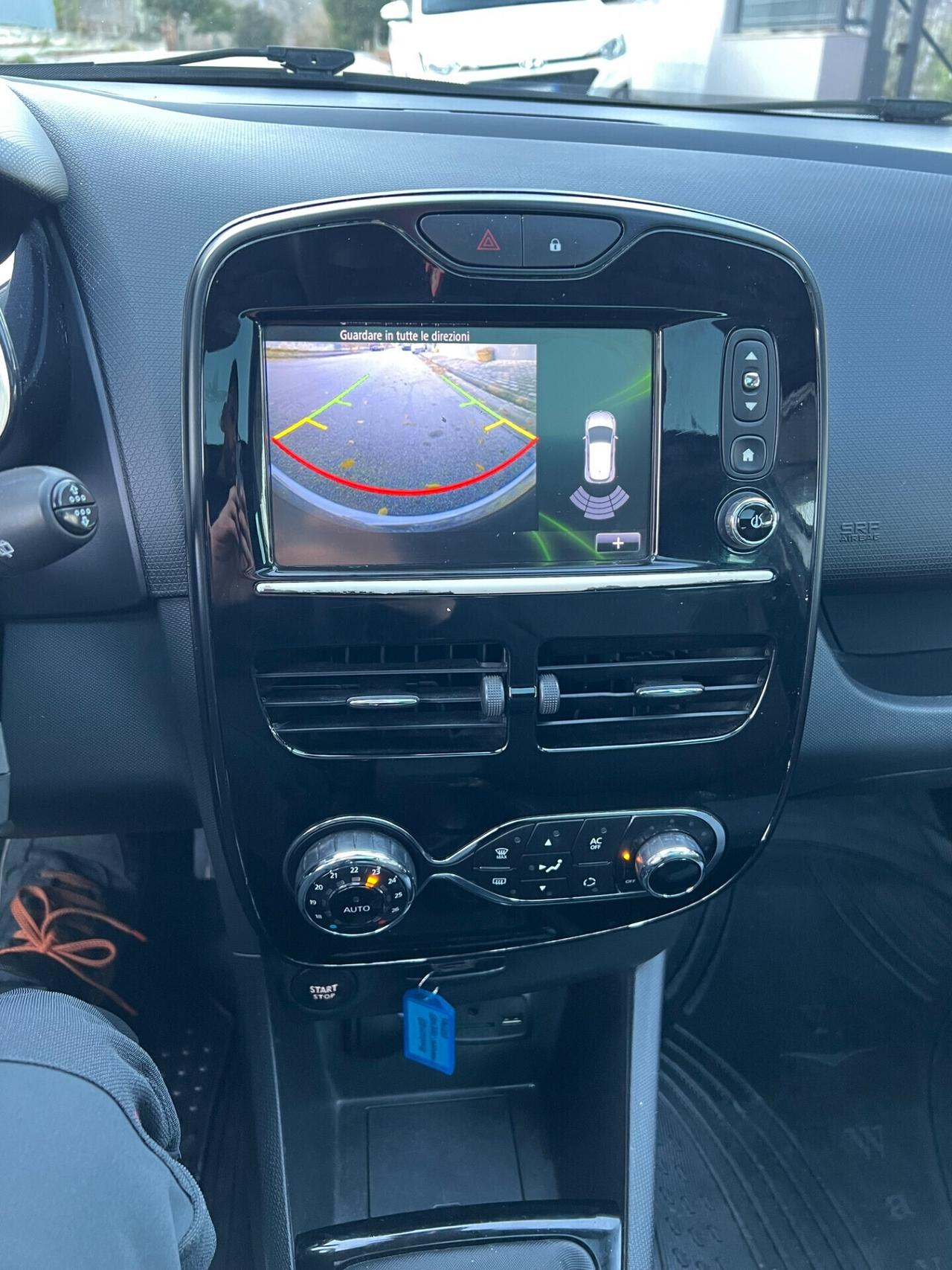 Renault Clio 1.5 dCi 90cv tetto panoramico 2014