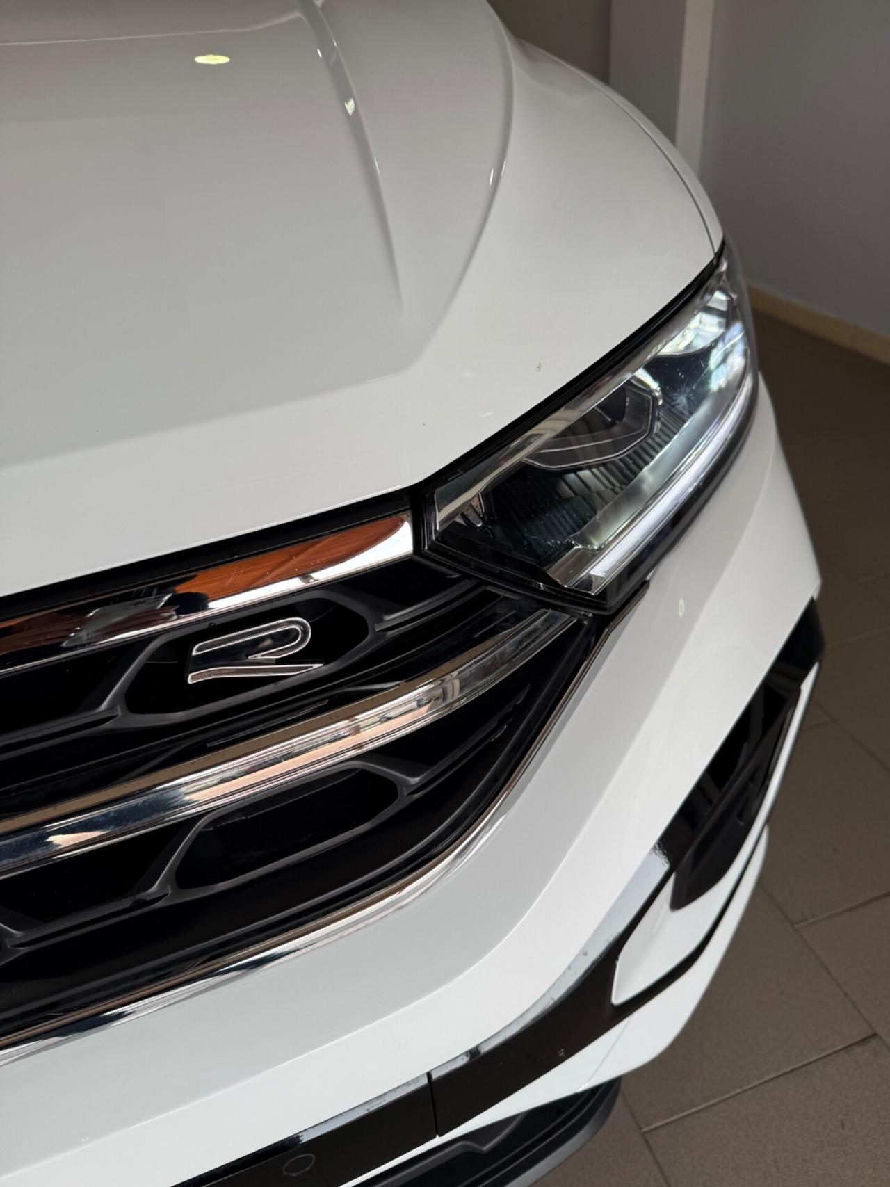 Volkswagen T-Roc 2.0 TDI SCR 150 CV DSG R-Line