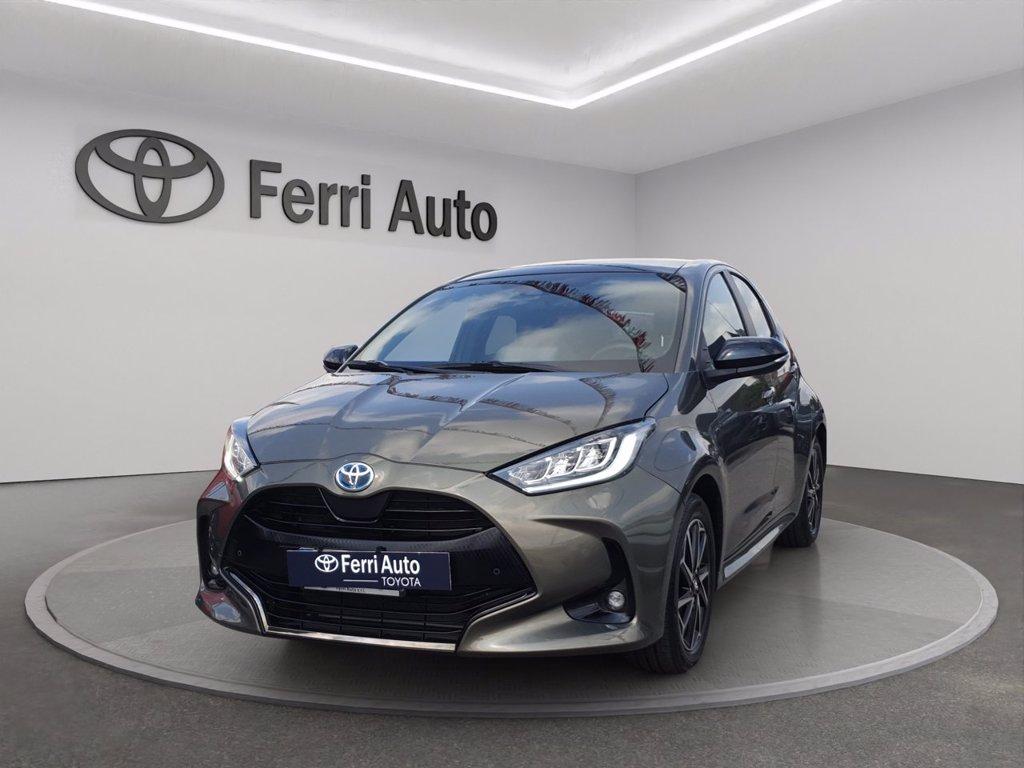 TOYOTA Yaris 1.5h lounge del 2022