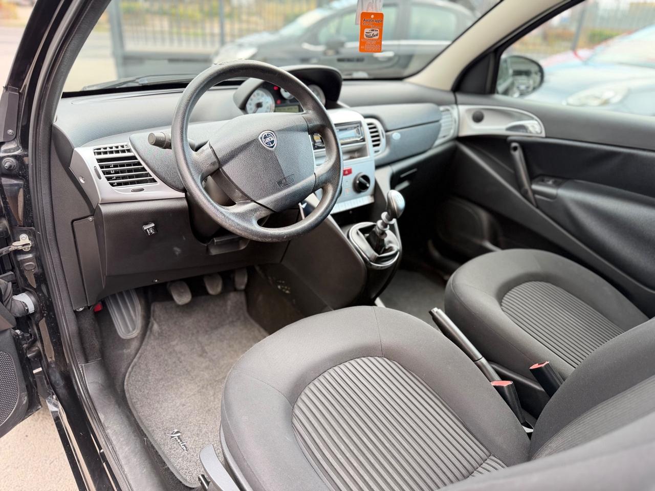 Lancia Ypsilon 1.4 Oro Ecochic GPL