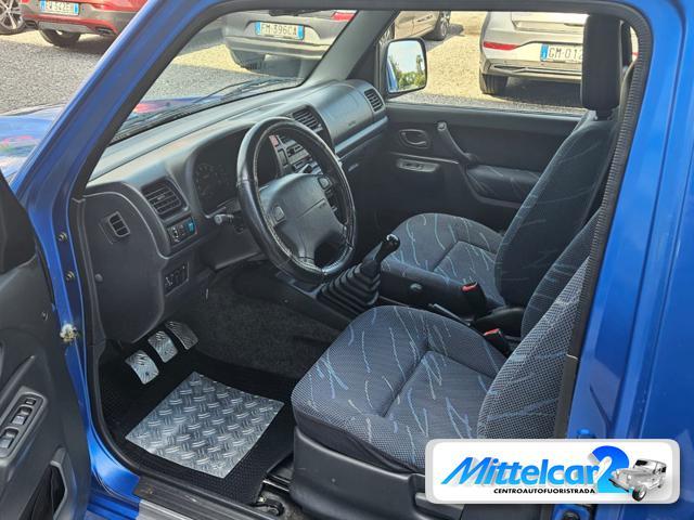 SUZUKI Jimny 1.3i 16V cat 4WD JLX