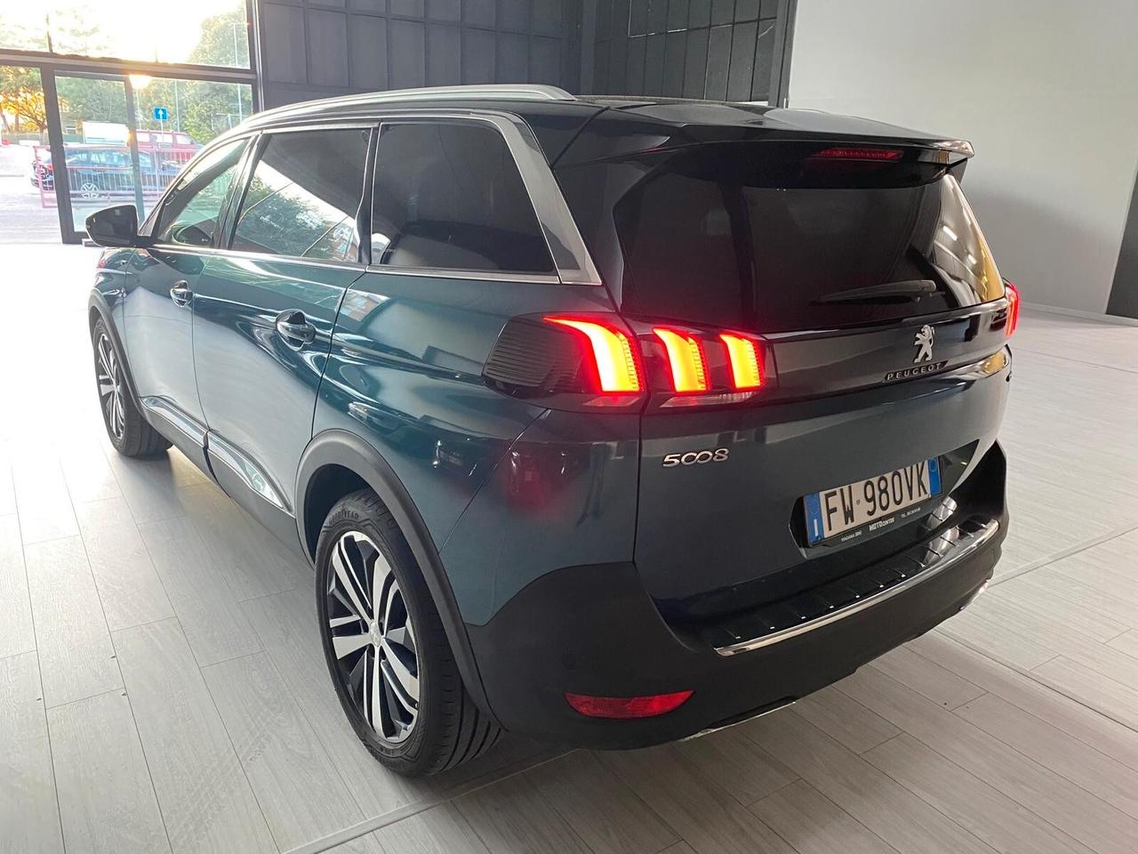 PEUGEOT 5008 BLUEHDI GT PACK 177CV - FULL LED, VIRTUAL COCKPIT, SETTE POSTI