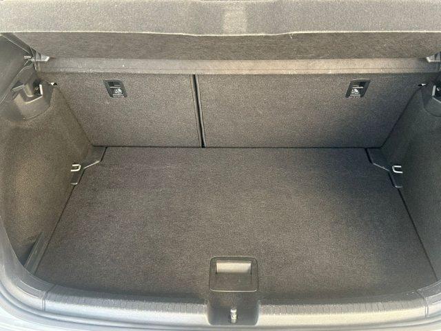 VOLKSWAGEN Polo Volkswagen Polo VI 1.0 TSI Style