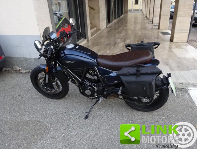 DUCATI Scrambler 800 Nightshift 2024 in Garanzia