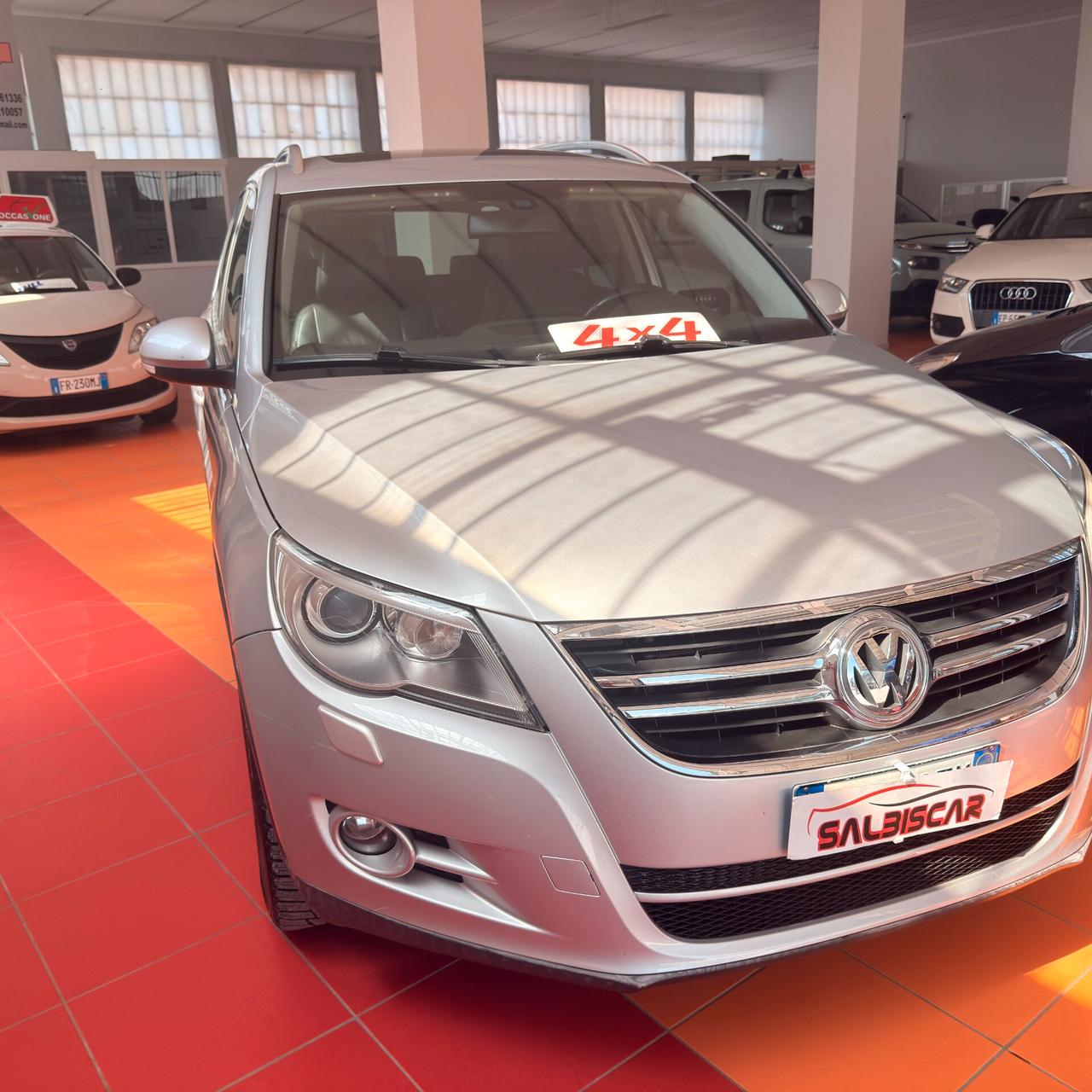 Volkswagen Tiguan 2.0 16V TDI DPF tiptronic Sport & Style (18°)