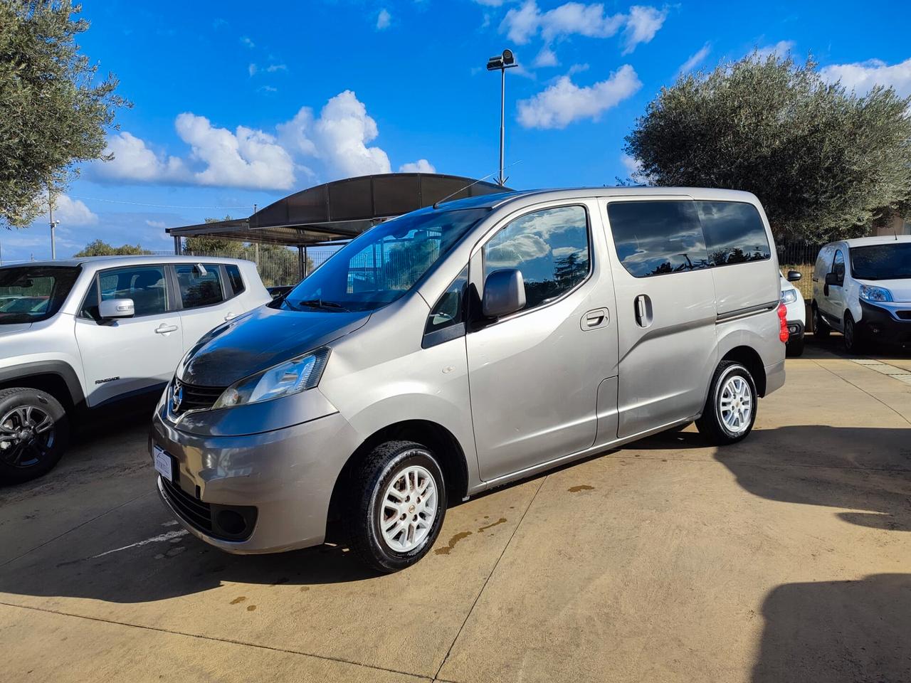 Nissan NV200 1.5 dCi 110CV Combi Efficient con pedana disabili