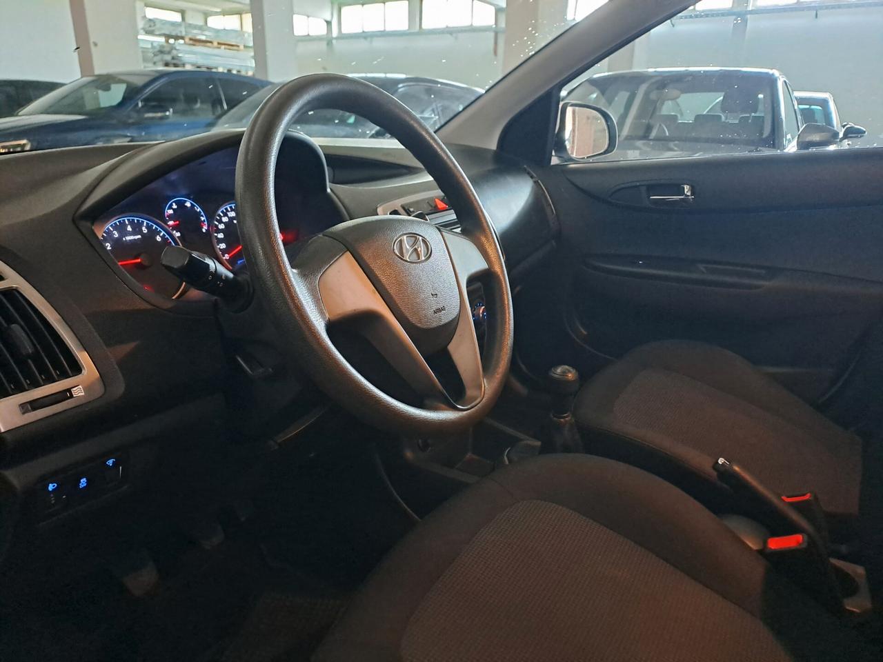 HYUNDAI i20 1.2 BENZINA *OK NEOPATENTATI*
