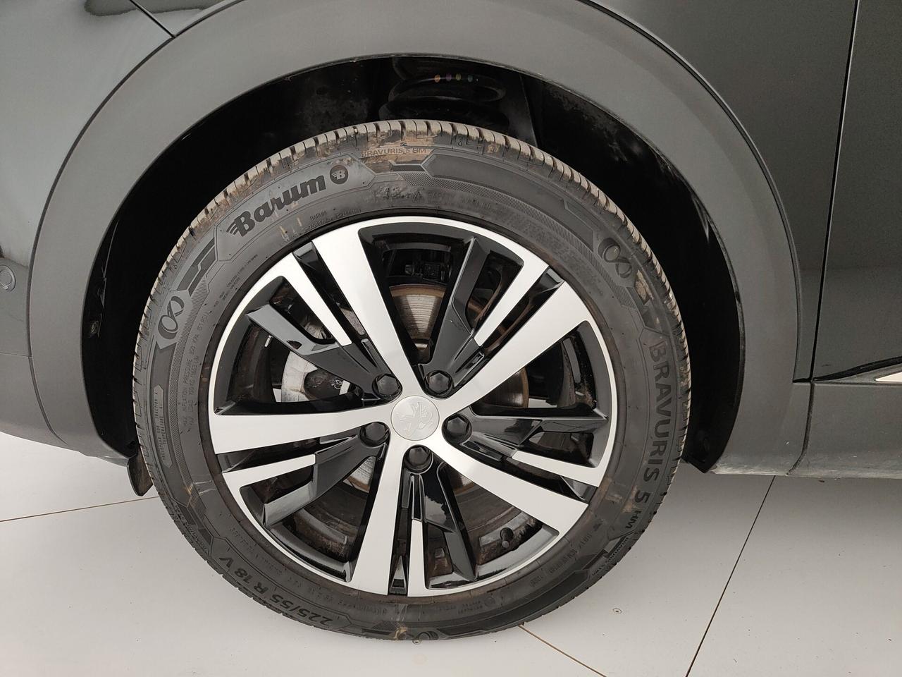 Peugeot 3008 Hybrid 136 e-DCS6 GT