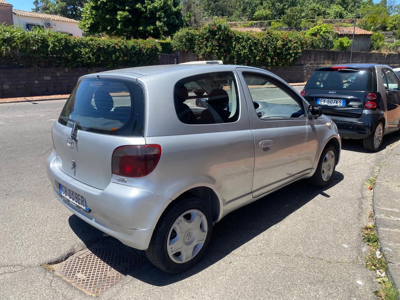 Toyota Yaris 1.4 tdi D-4D cat 3 porte Sol
