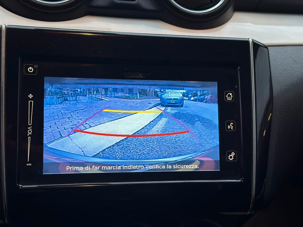 Suzuki Swift 1.2 Hybrid Top