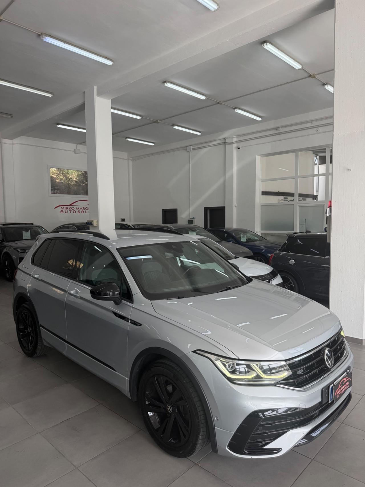 VW Tiguan 2.0 150 CV DSG R-Line FINANZIABILE