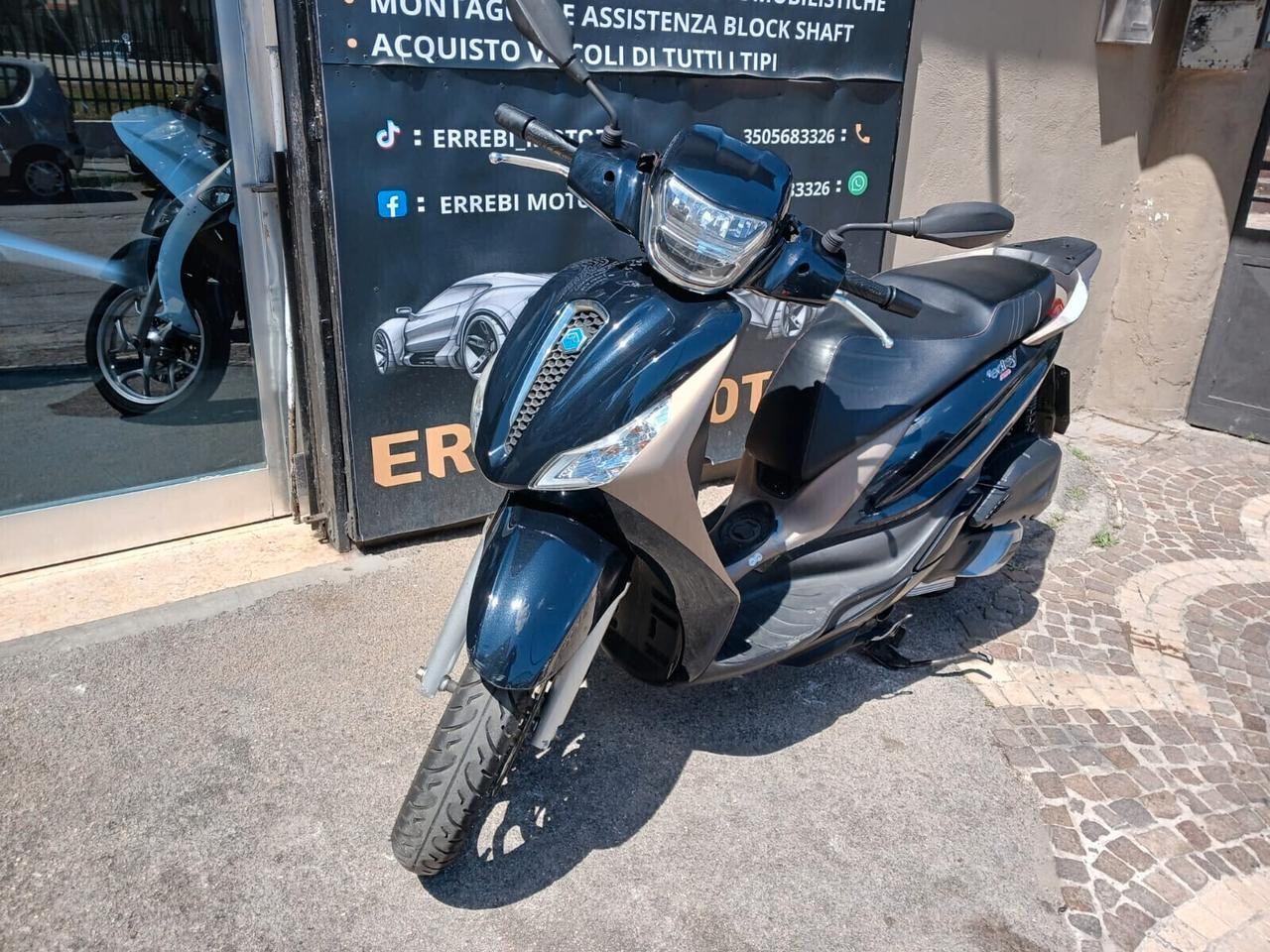 Piaggio Medley 125