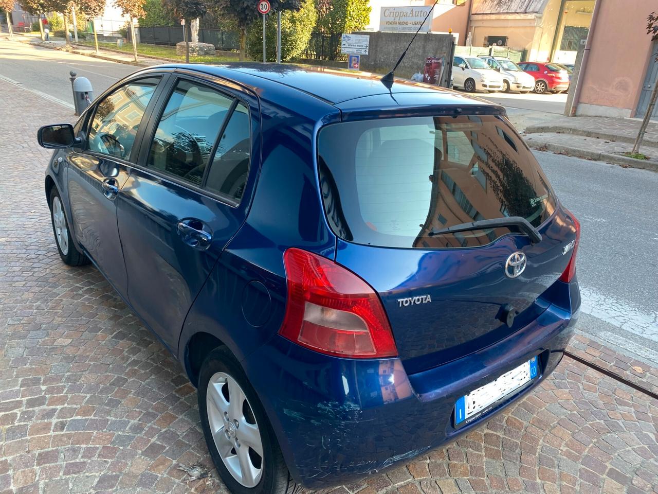 Toyota Yaris 1.0 5 porte Sol