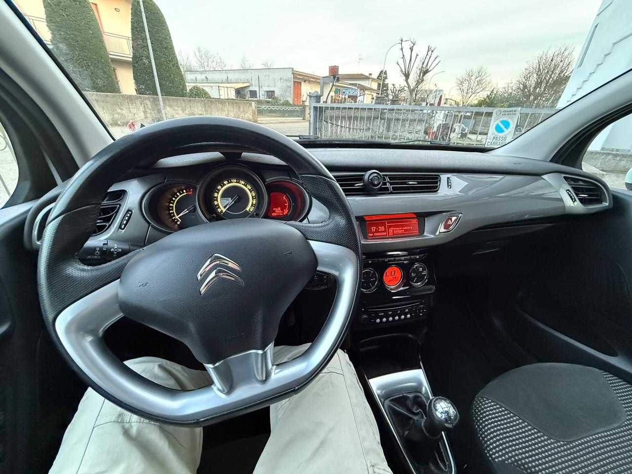 Citroen C3 1.2 BENZINA EURO 6B EXCLUSIVE 2015