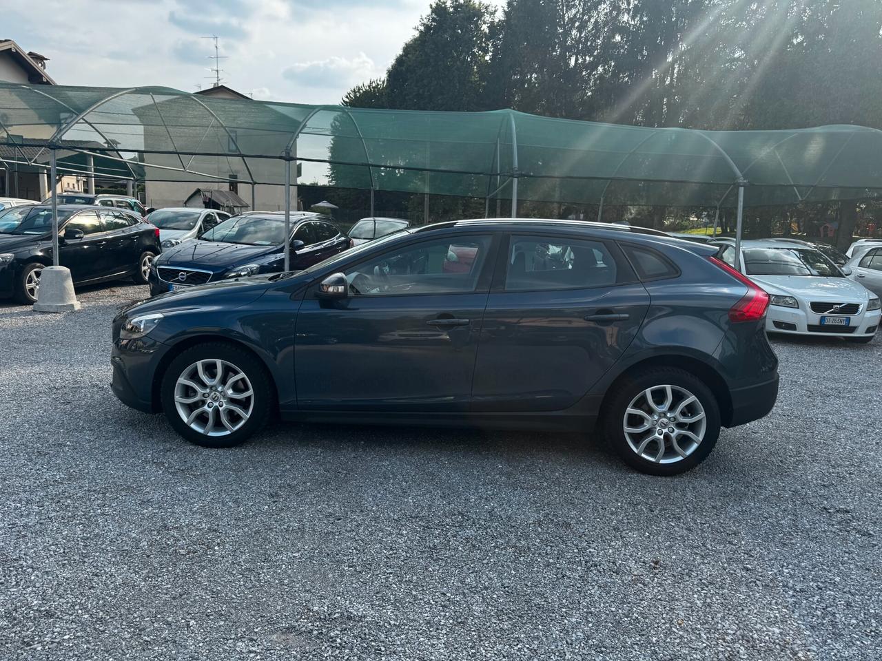 Volvo V40 Cross Country D2 Geartronic Business