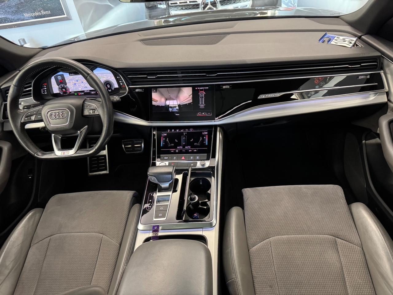 Audi Q8 50 TDI 286 CV auto con problemi al cambio