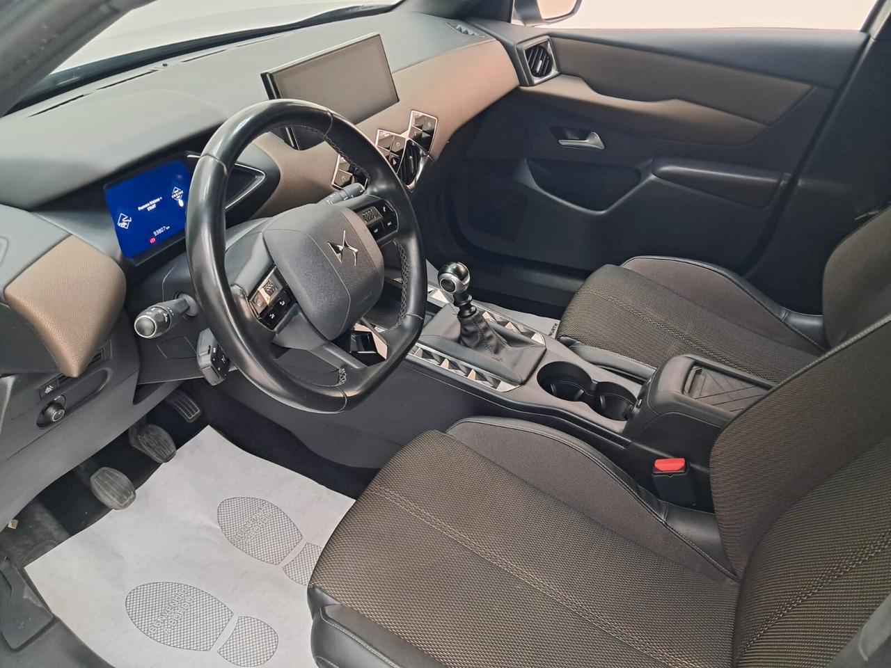 DS Automobiles DS 3 Crossback, 03/2021 1.5 bluehdi So Chic 100cv ADATTA A NEOPATENTATI