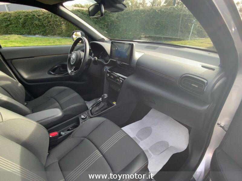 Toyota Yaris Cross 1.5 Hybrid 5p. E-CVT AWD-i Adventure