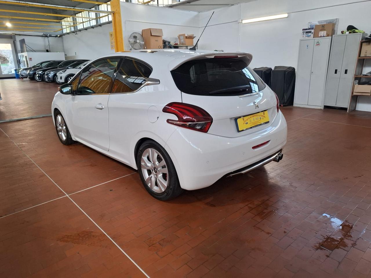 Peugeot 208 PureTech Turbo 110 EAT6 S&S 3 porte GT Line