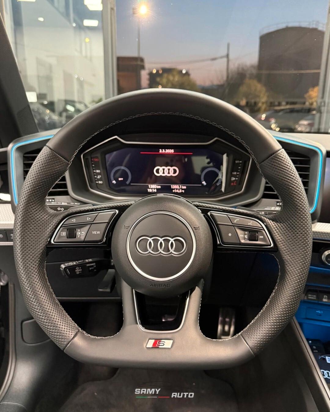 Audi A1 SPB 40 TFSI S tronic Identity Black