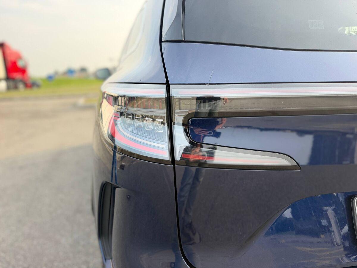 Renault Espace 1.2 e-Tech full hybrid Iconic 200cv auto