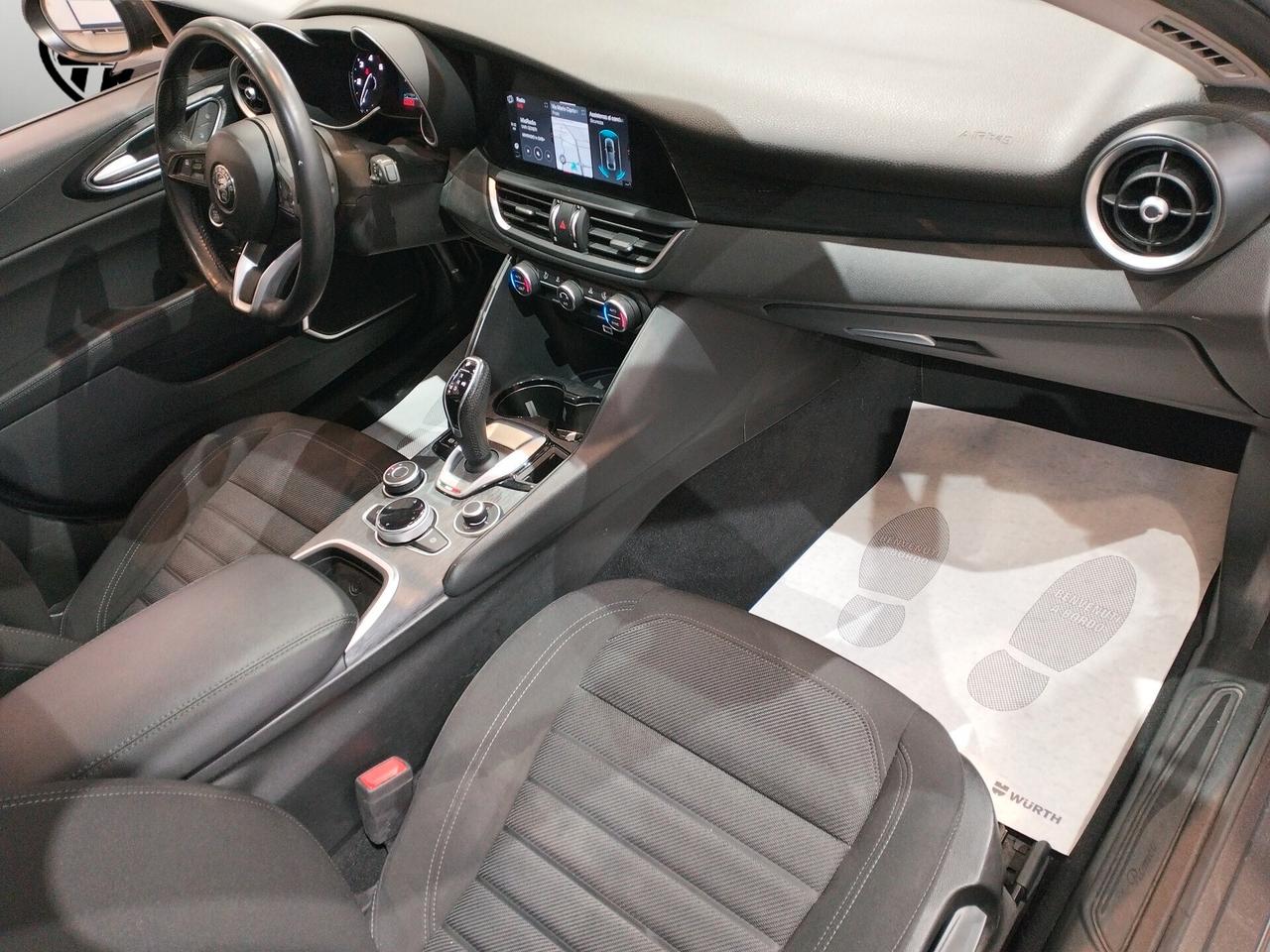 Alfa Romeo 2.2 t Business 160cv auto