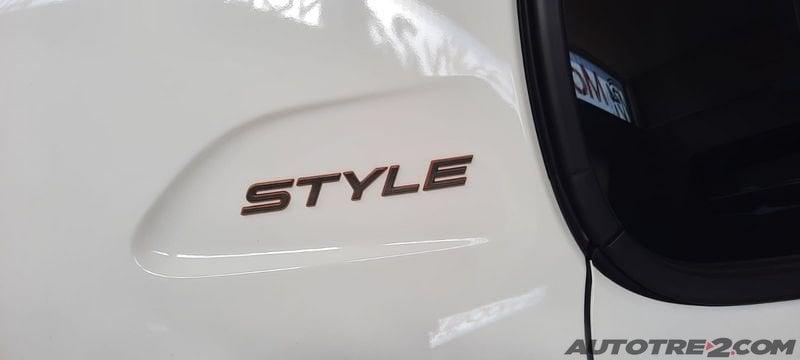 Peugeot 208 208 1.2 turbo Style 100cv