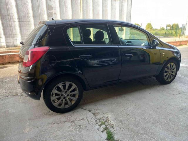 OPEL Corsa 1.2 5 porte Edition ok neopatentati