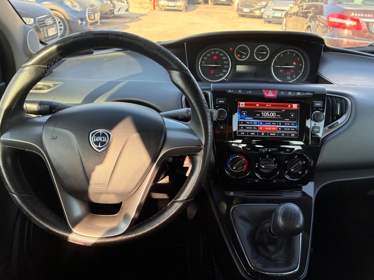 Lancia Ypsilon 1.2 69 CV Platinum
