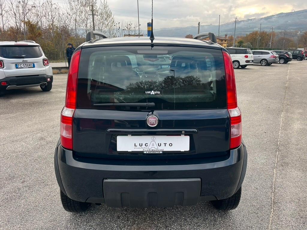 Fiat Panda 1.3 MJT 16V DPF 4x4 Climbing