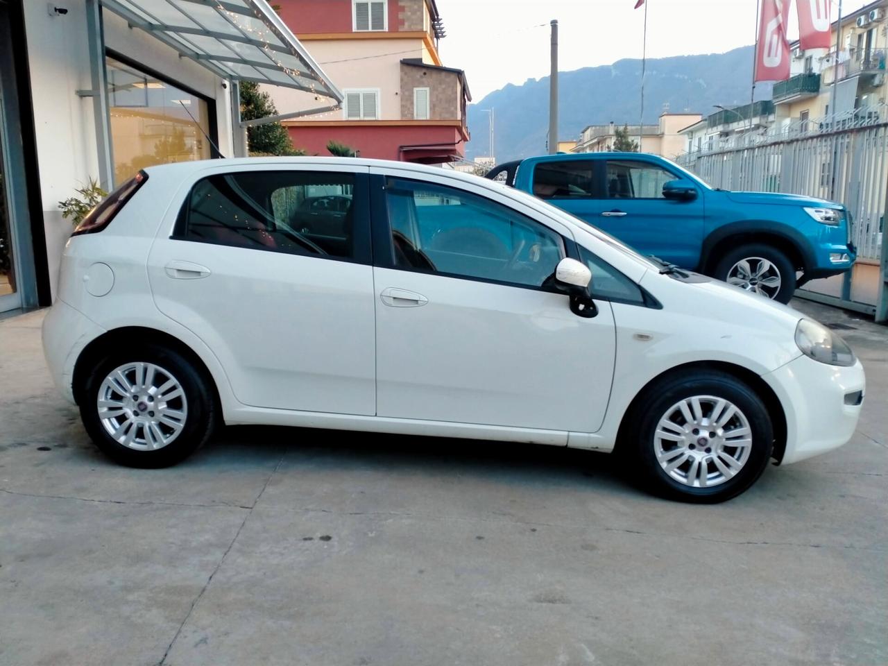 Fiat Punto 1.3 MJT II 75 CV 5 porte Lounge