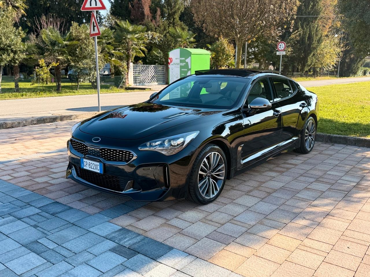 Kia Stinger 2.2 CRDi RWD AT8 GT Line