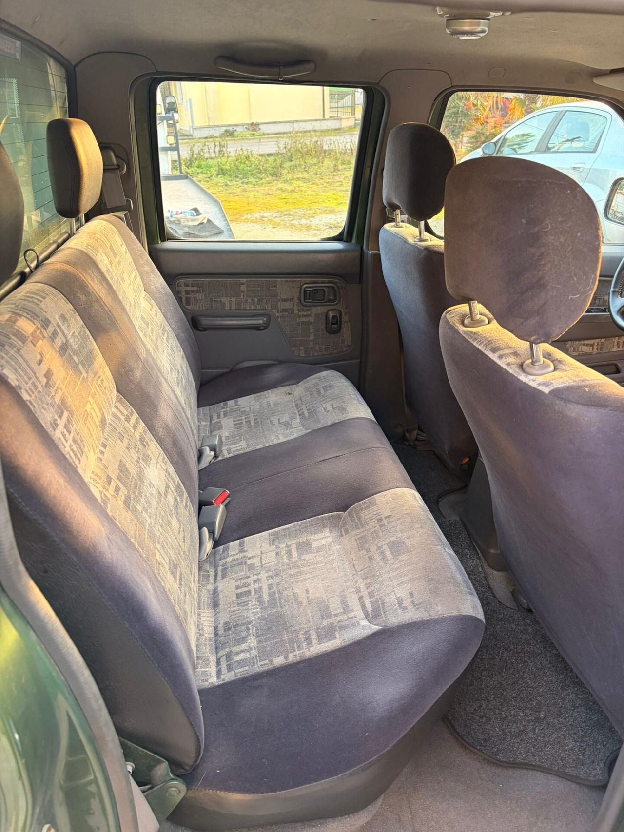 Nissan NAVARA 2.5 AUTOCARRO 5 POSTI-1999