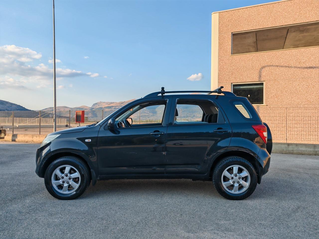 Daihatsu Terios 1.5 4WD SX O/F