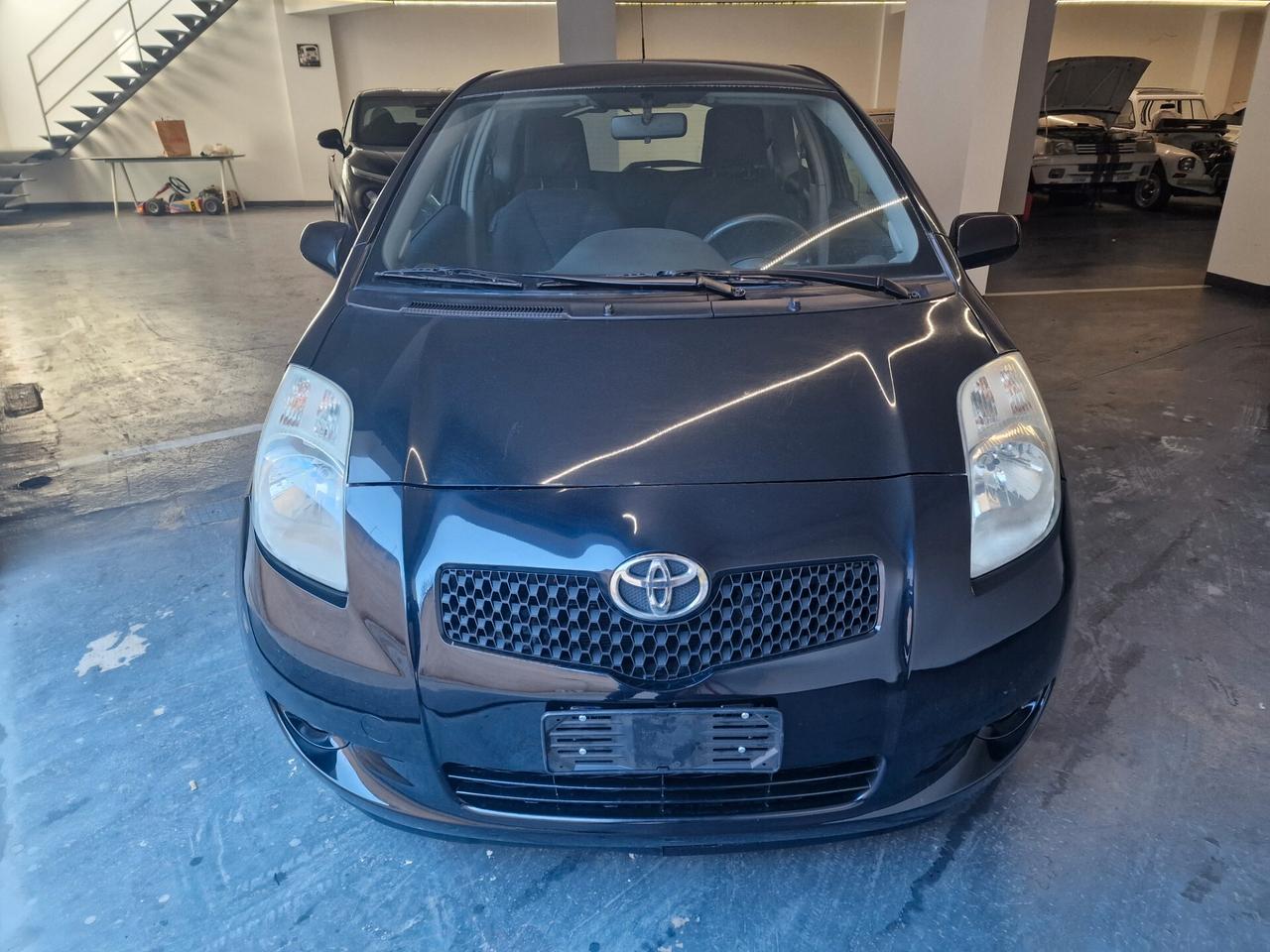 Toyota Yaris 1.3 3 porte Navi