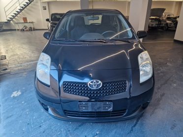 Toyota Yaris 1.3 3 porte Navi