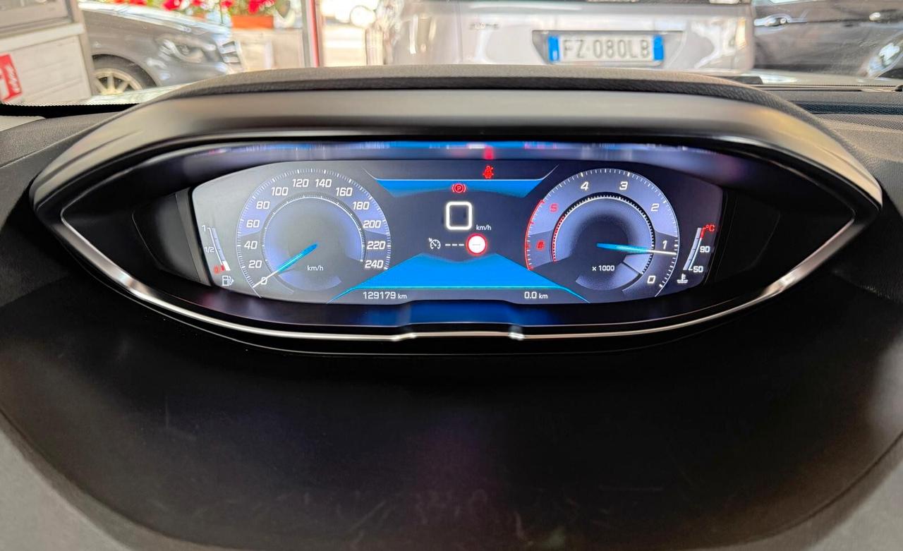 Peugeot 3008 BlueHDi 130cv S&S Business 2020