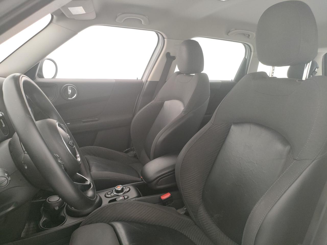 MINI Mini Countryman 1.5 One D Business auto 7m