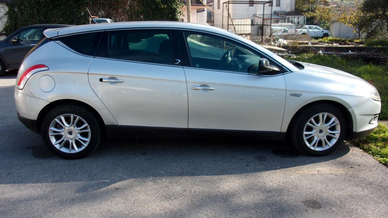 Lancia Delta 1.6 MJT DPF Gold