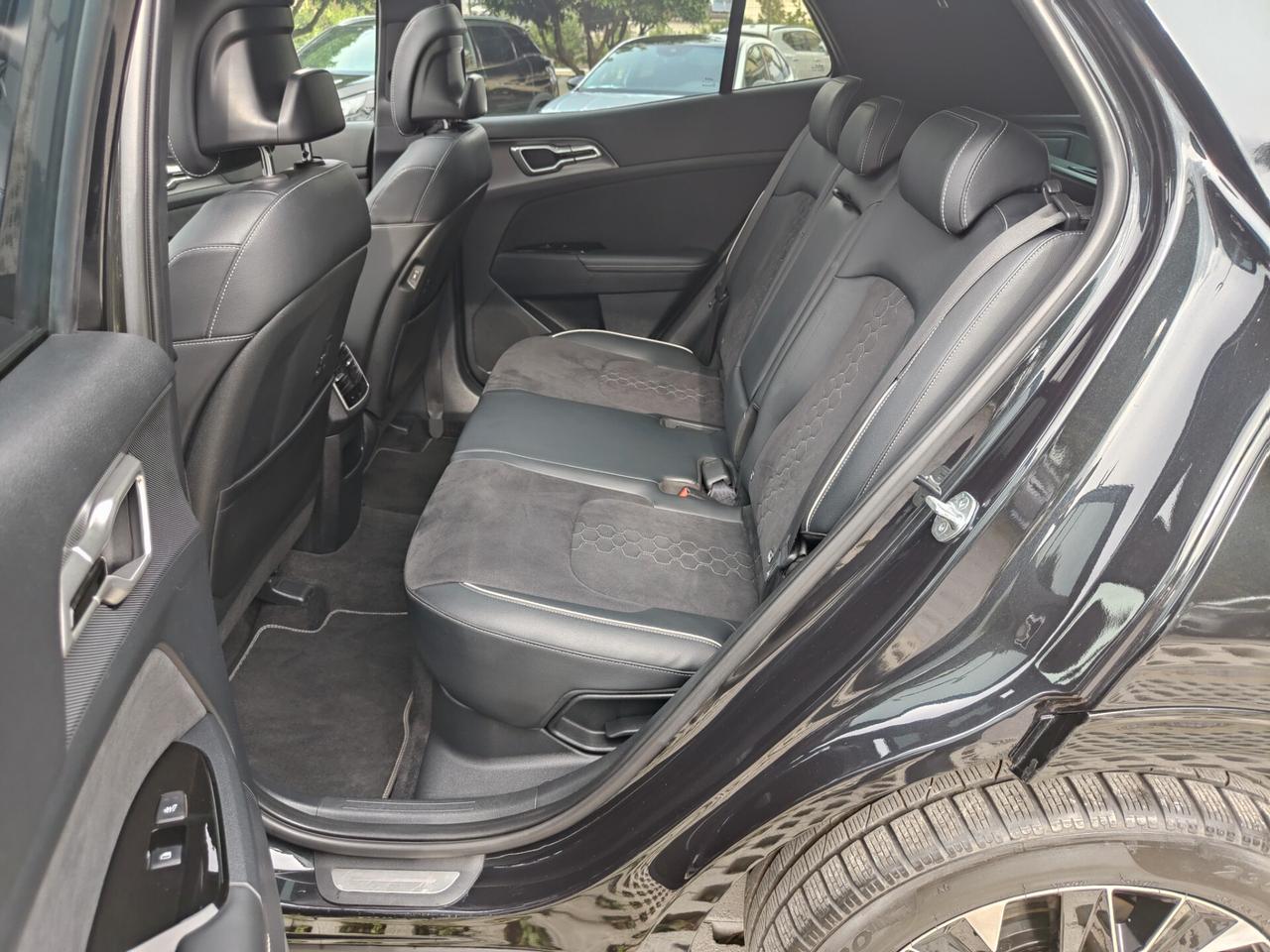 Kia Sportage 1.6 TGDi HEV AT GT-line Plus