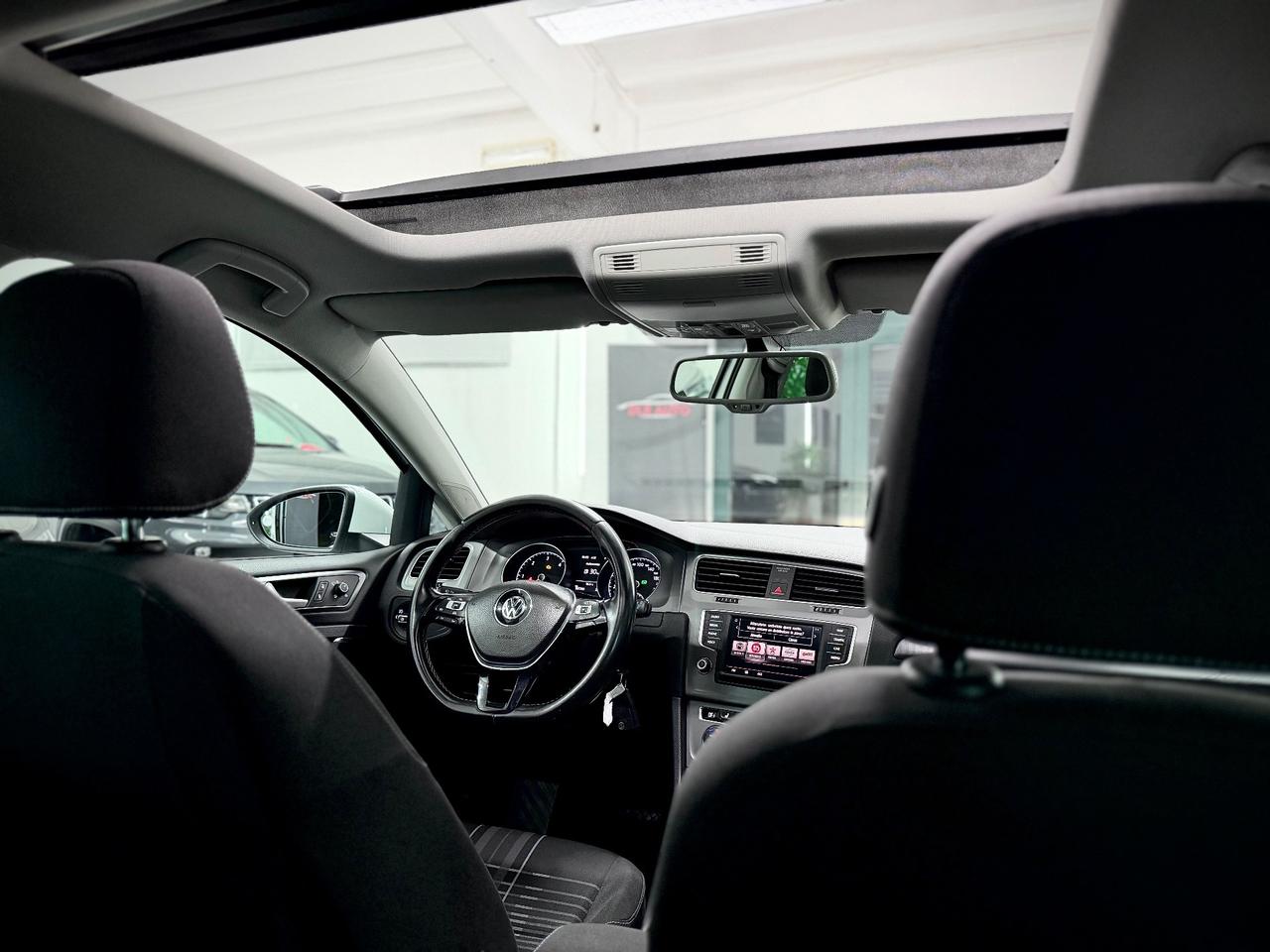 Volkswagen Golf 2.0 TDI DSG 5p. Highline BlueMotion Technology