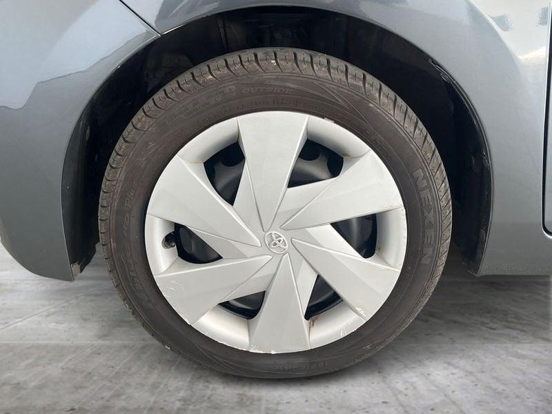 Toyota Aygo Aygo 5p 1.0 x-play tss