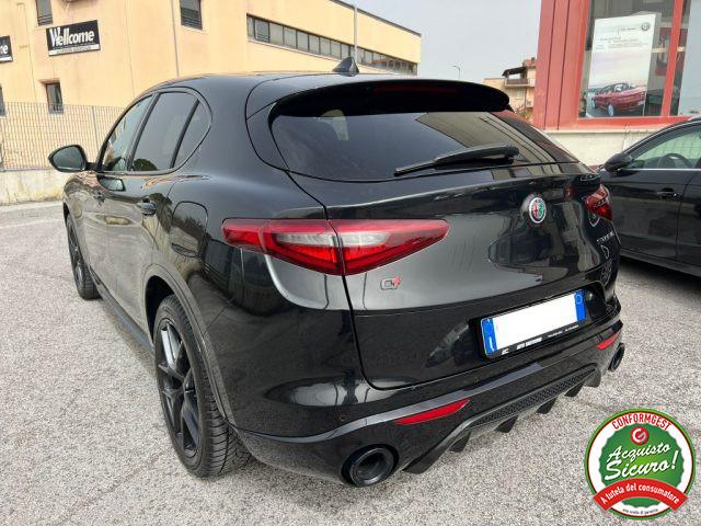 ALFA ROMEO Stelvio 2.2 Q4 TotalBlack Pinze Gialle -2000Rottam.