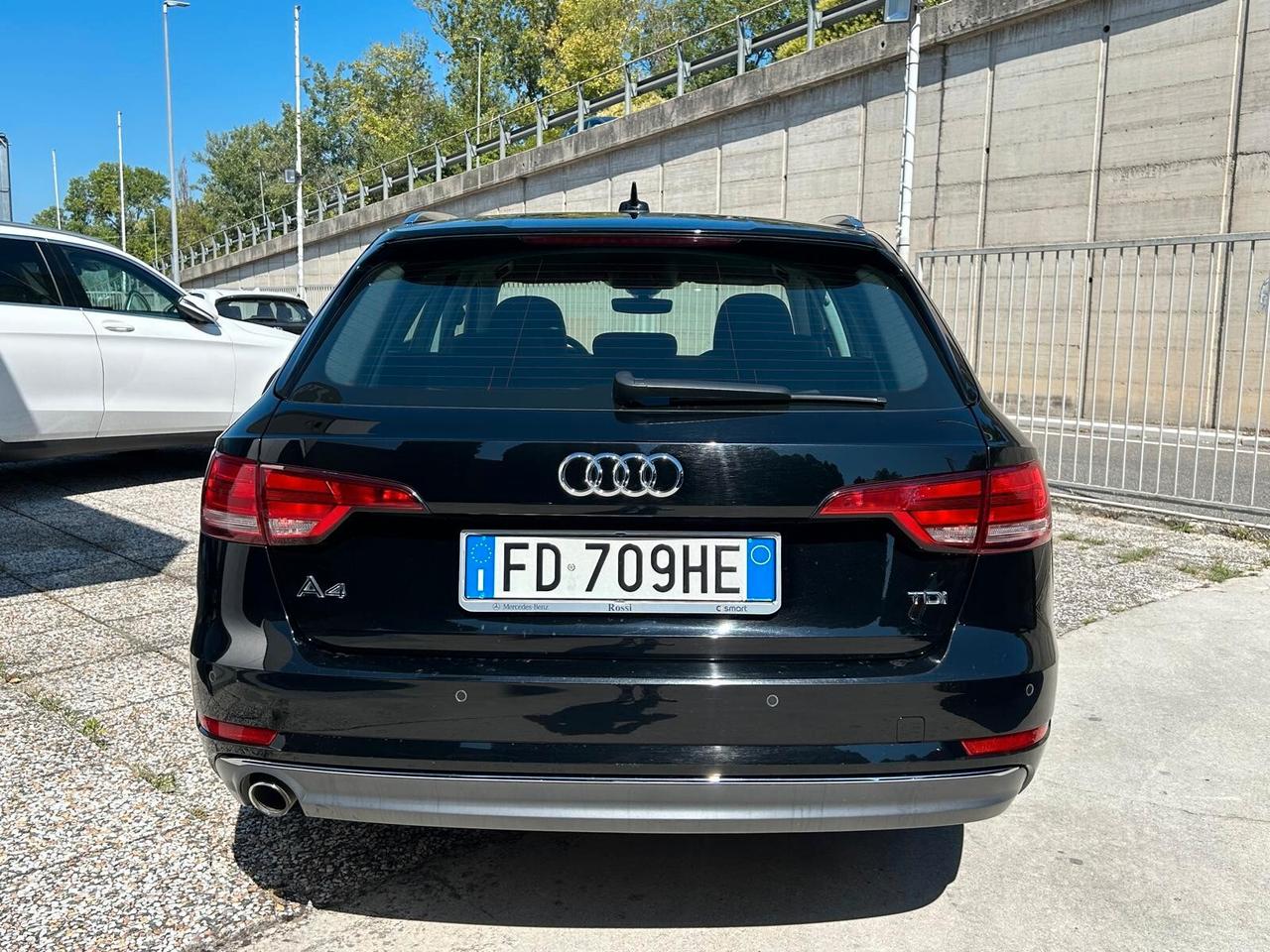 Audi A4 Avant 2.0 TDI 150 CV ultra Business Sport