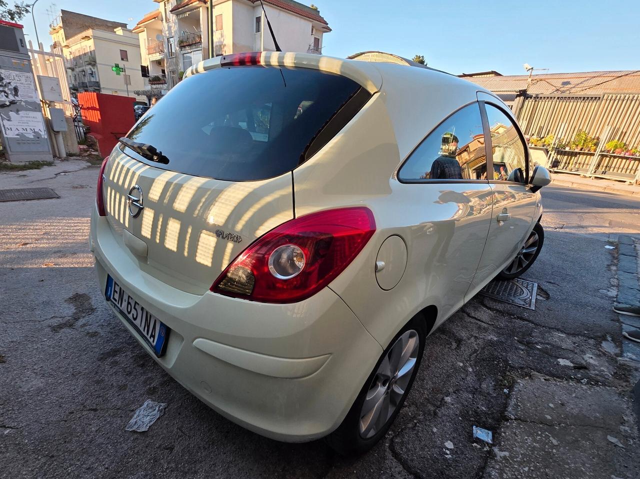Opel Corsa 1200 con impianto GPL